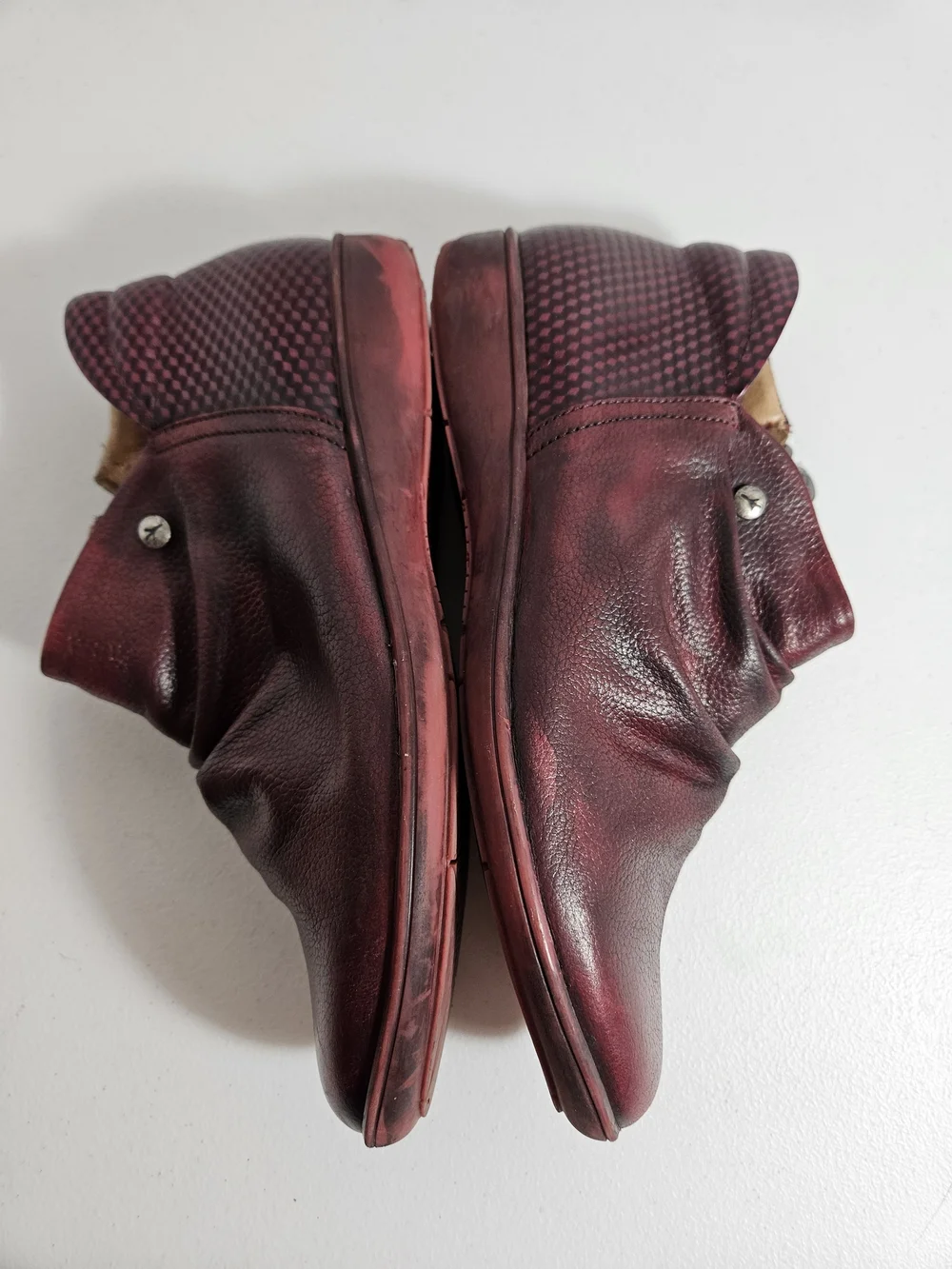Wanda Panda Alexia Women's Burgundy Leather Ankle Booties EU 39/US 8.5 Textured